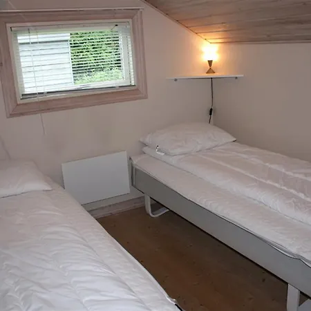 Four-bedroom Holiday In * Hals