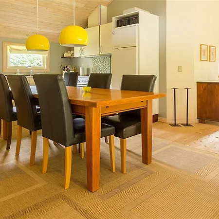 度假居 Four-bedroom Holiday In *